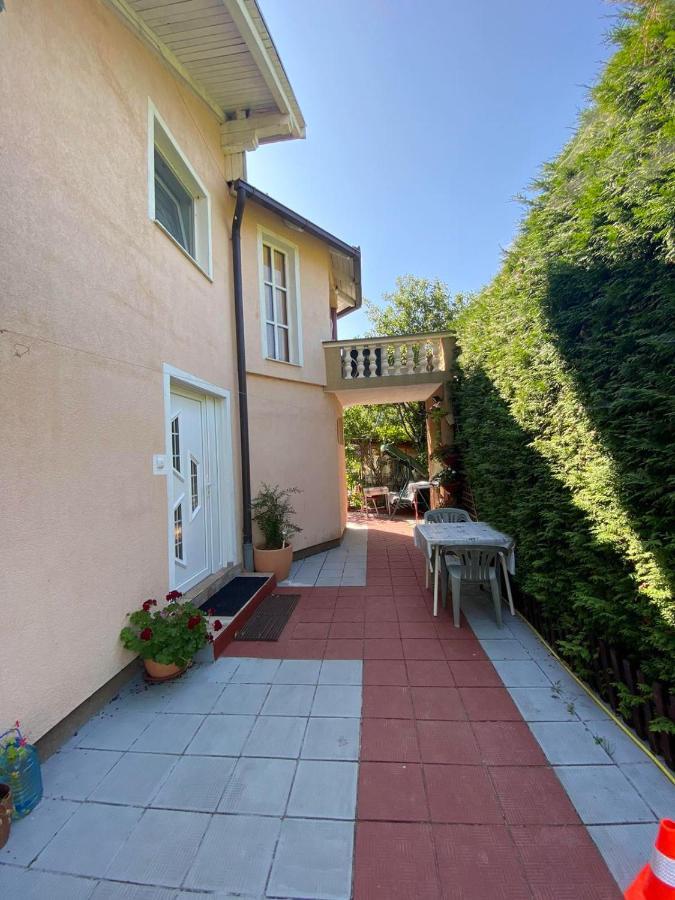 Villa Dino Kulen Vakuf Ngoại thất bức ảnh
