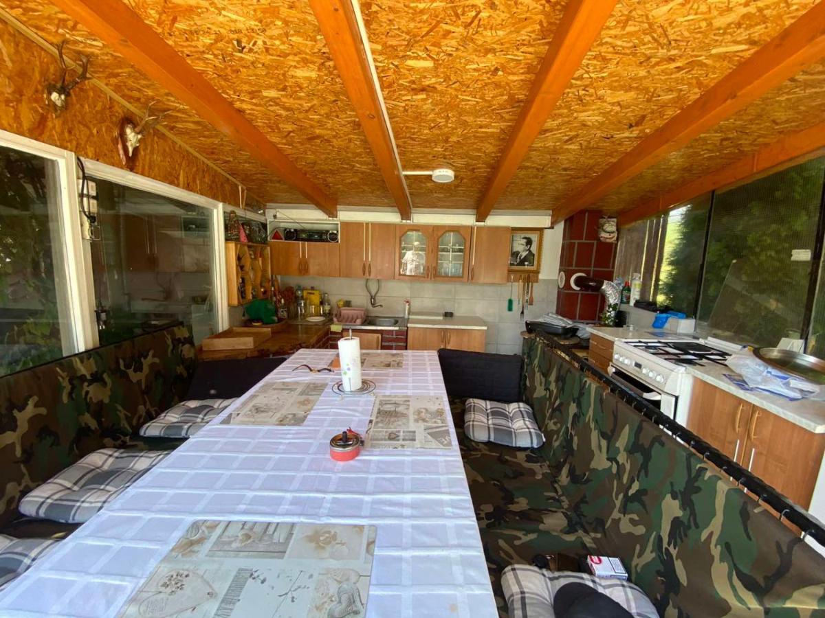 Villa Dino Kulen Vakuf Ngoại thất bức ảnh