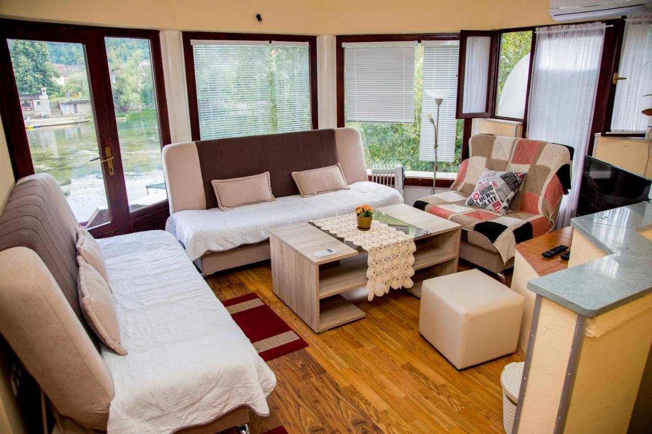 Villa Dino Kulen Vakuf Ngoại thất bức ảnh